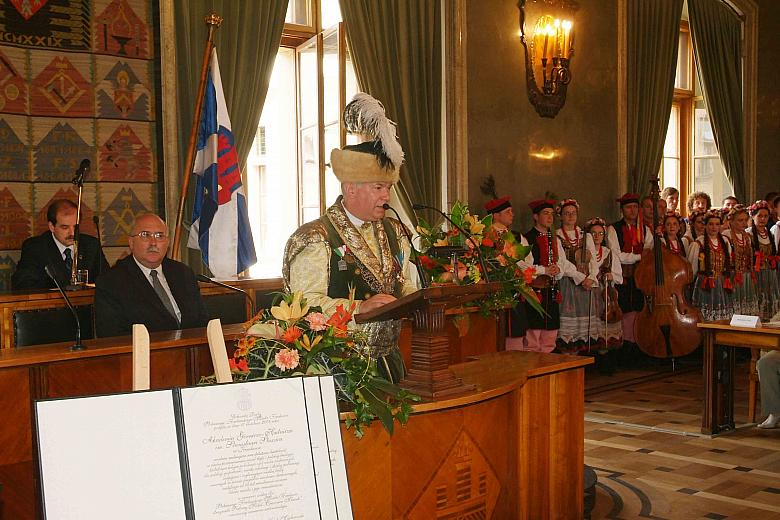 Wystąpienie Leszka Goudy, Starszego Bractwa Towarzystwa Strzeleckiego "Bractwo Kurkowe".