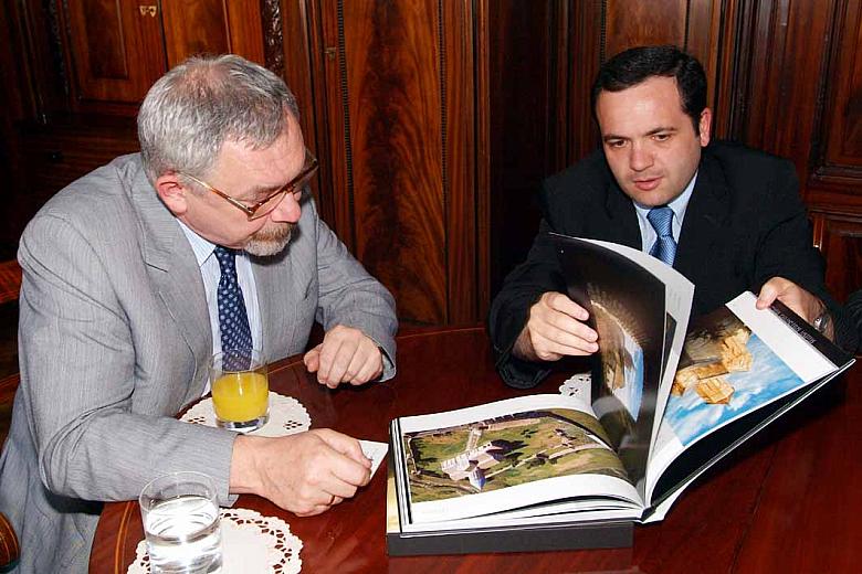 Mer Miasta Tbilisi Zurab Tchiaberashvili z wizytą 
u Prezydenta Miasta Krakowa Jacka Majchrowskiego.