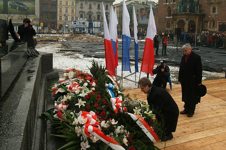 Przewodniczący Społecznego Komitetu Odbudowy Zabytków Krakowa prof. Franciszek Ziejka.