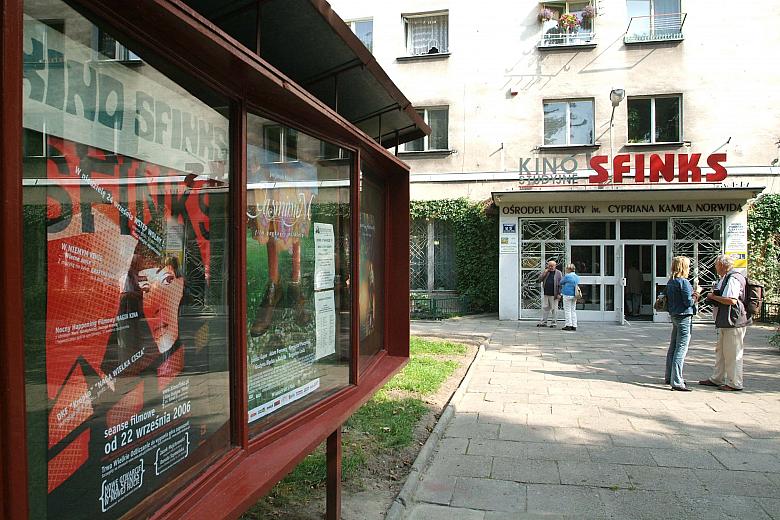 Kino Studyjne "Sfinks" po otwarciu.