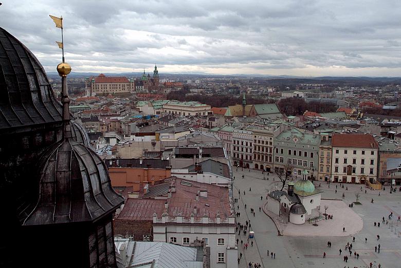 Fragment Rynku Głównego od strony ul. Grodzkiej z kościółkiem św. Wojciecha.