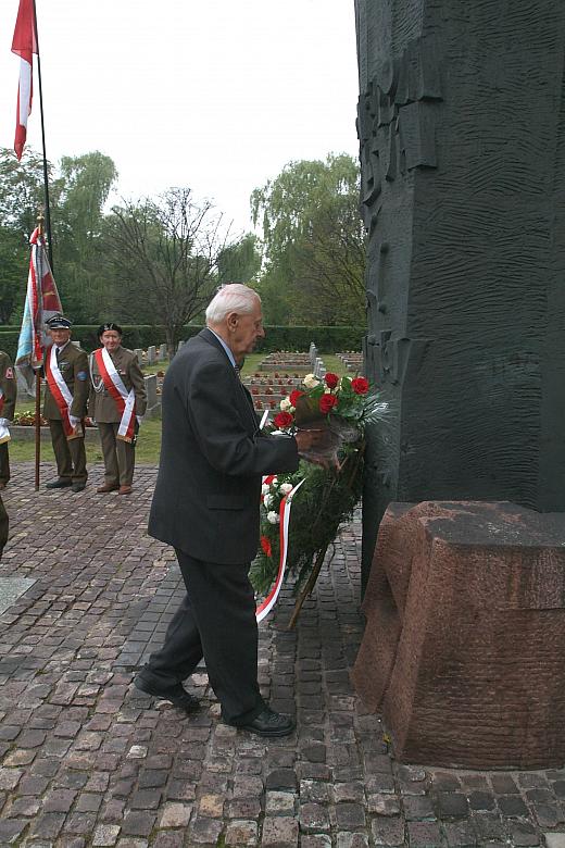 1 września obchodzony jest Dniem Weterana. Wieńce składali przedstawiciele organizacji kombatanckich...