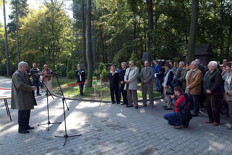 W krakowskim Ogrodzie Zoologicznym otwarto nową "tygrysiarnię" czyli pomieszczenie dla wielkich kotów.