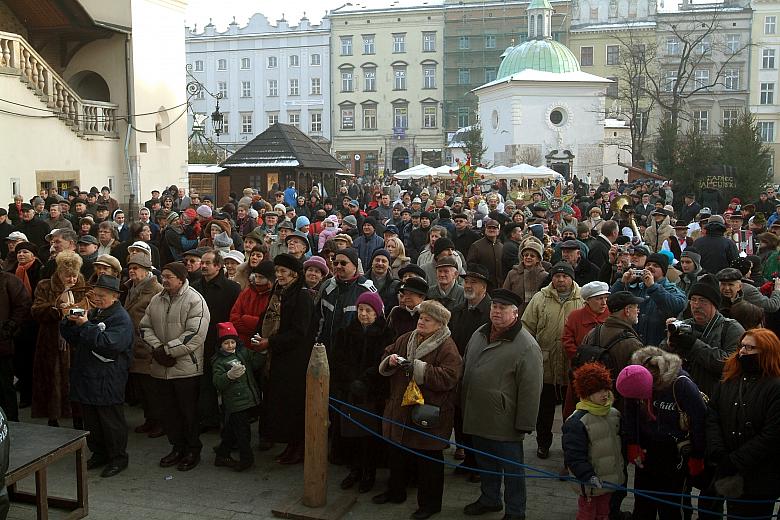 ...na które oczekiwały tłumy  krakowian.