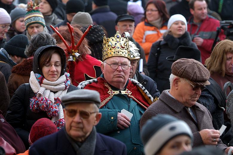 Nikogo więc nie dziwiła obecność brodatego Żyda (bez którego nie ma polskiej szopki!), ani nawet króla Heroda.