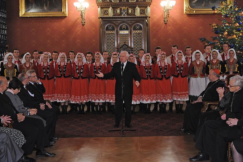 ...których powitał profesor Karol Musioł, rektor UJ. 