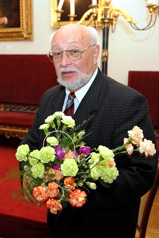 Dyrektor Wacław Passowicz żegnał się bowiem z Muzeum Historycznym Miasta Krakowa, w którym pracował od roku 1967.