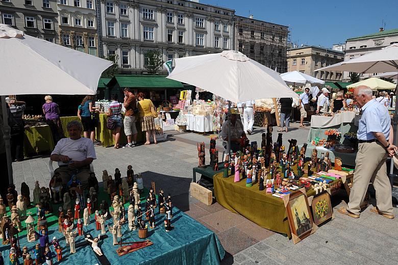 Tego dnia na estradzie działo się dużo. Występowały m.in.: "Hamernik", "Krakusy", Krakowska Orkiestra Starom