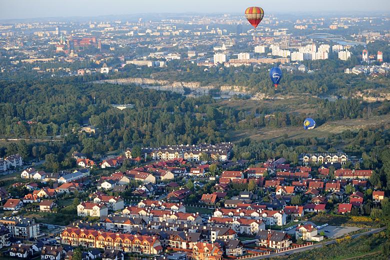 Balony wzbiły się w powietrze.