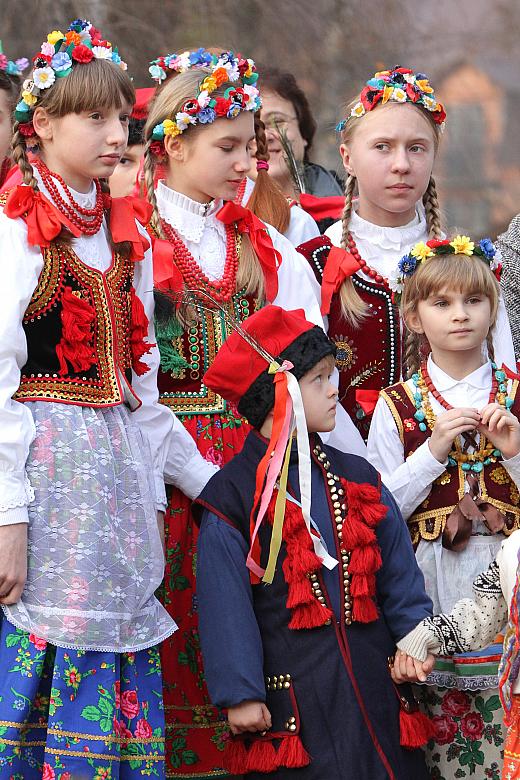 ...szacunek i kultywowanie historii rodziny, miasta, Ojczyzny.