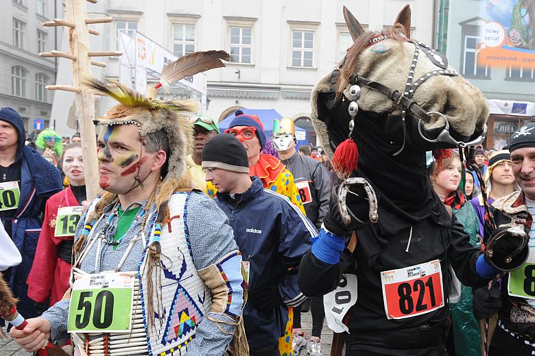 620 startujących postaci...