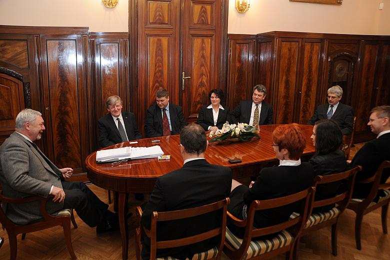 Dzięki współpracy Muzeum Sztuki w Ołomuńcu oraz Międzynarodowego Centrum Kultury w Krakowie, 1 lutego 2010 roku zainaugurowana z