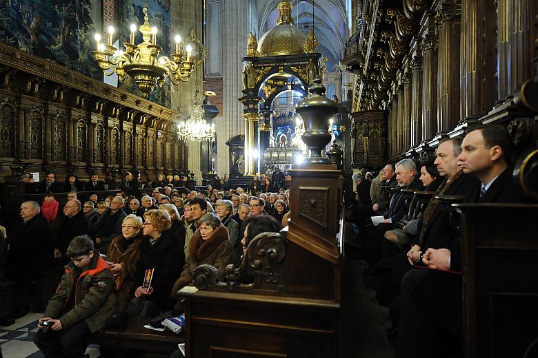 W murach katedry zasiedli przedstawiciele najważniejszych instytucji państwowych i samorządowych, świata nauki, kultury, mediów 