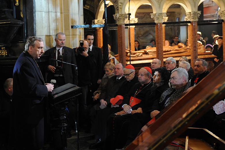 Do zebranych zwrócił się Minister Kultury Bogdan Zdrojewski...