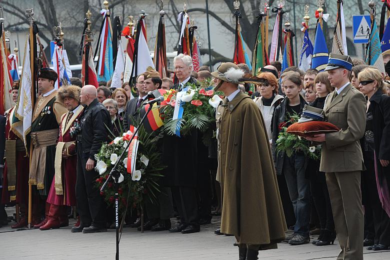 Zgromadzeni modlili się za ofiary zbrodni katyńskiej,...