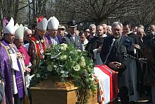 Prezydent Jacek Majchrowski pożegnał Ojca Adama, który - jako krakowianin z wyboru - mieszkał w Krakowie przez 46 lat.