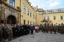 Na dziedzińcu Pałacu odbyła się uroczystość...