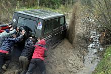 Program "Fair Kibic Extreme" to zawody survivalowe, w których biorą udział kibice "Cracovii" i "Wisły