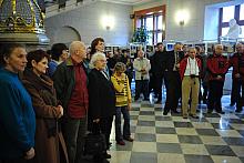 W holu kamiennym krakowskiego magistratu stanęły fotografie Jerzego Bogusława Nowaka tworzące wystawę pt. "Syberyjskie pejz